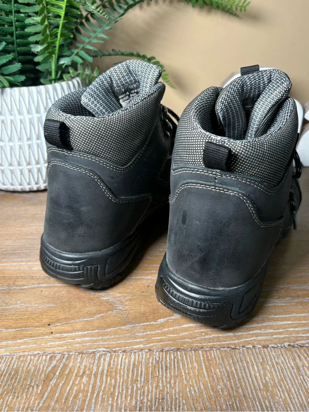 Drew Trek - Men's Waterproof Hiking Boots Size 10 M